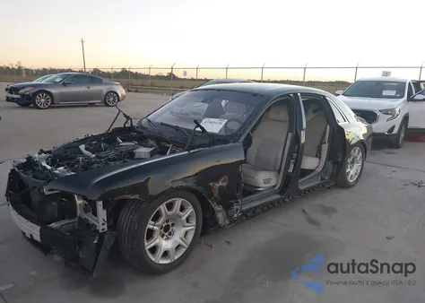 2010 Rolls-Royce Ghost z USA, uszkodzony, nr VIN SCA664S57AUX48772